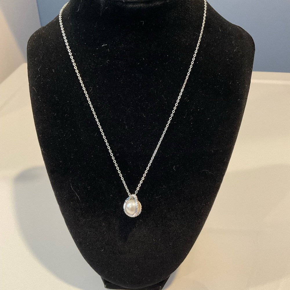 Swarovski Silver Necklace with Pearl Pendant